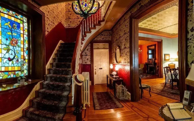Cornerstone Bed and Breakfast