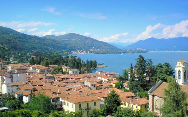 Belvilla by OYO Casa Cristina Meina Centro 4