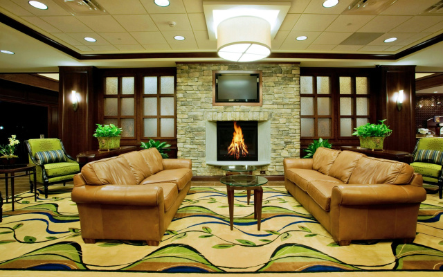 Holiday Inn Express & Suites Wilmington-Newark by IHG