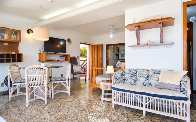 Frente pro MAR, com 2 Suítes, no centro de Ubatuba