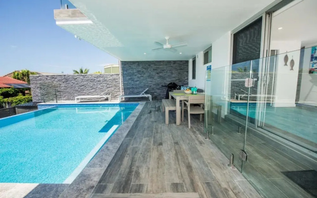 Bluewater Splendour - the Ultimate Beach Home