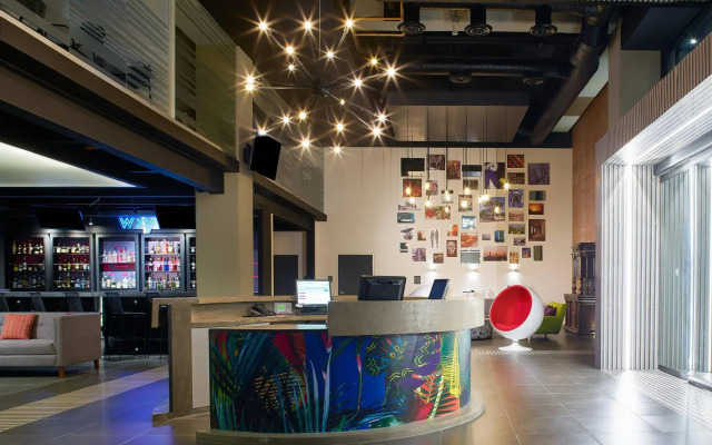 Aloft Celaya