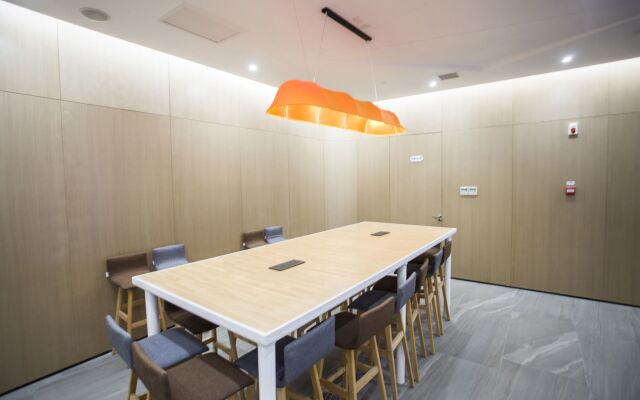 Holiday Inn Express Sanya Bay by IHG