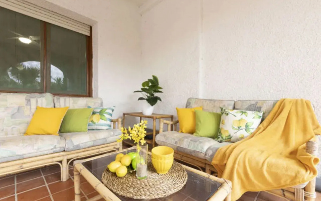 House Lucky Deltebre