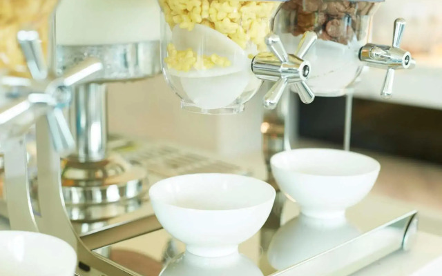 Elmas Cha-Am Design Hotel (SHA Extra Plus)