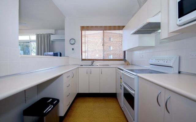 The Helm, Unit 1, 22 Voyager Close