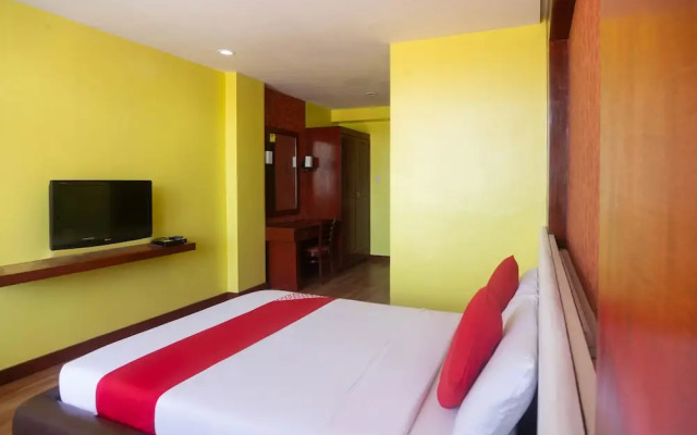 Oyo 159 San Remigio Pensionne Suites