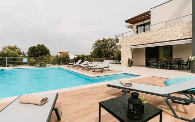 Villa Felicity B4