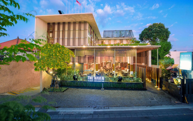 THE HAVEN Bali Seminyak