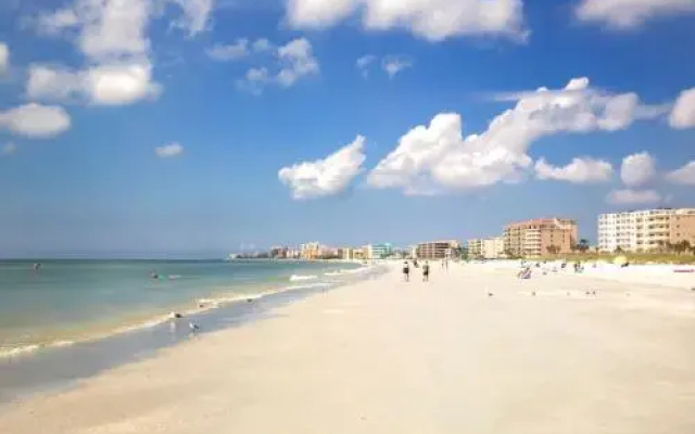 19610 Gulf Blvd Condo Unit 109