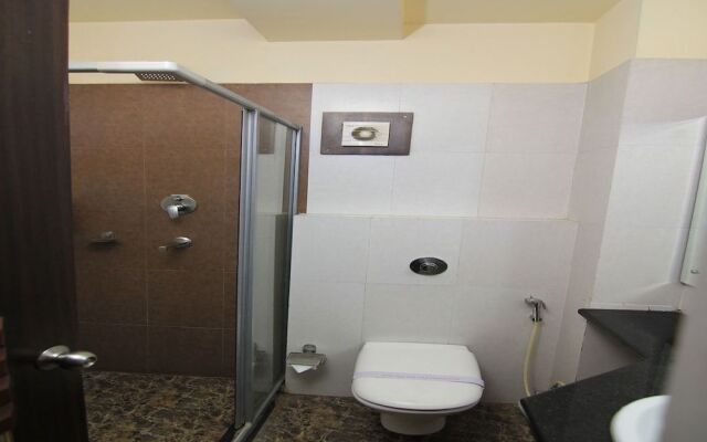 OYO 2136 Hotel The Continental