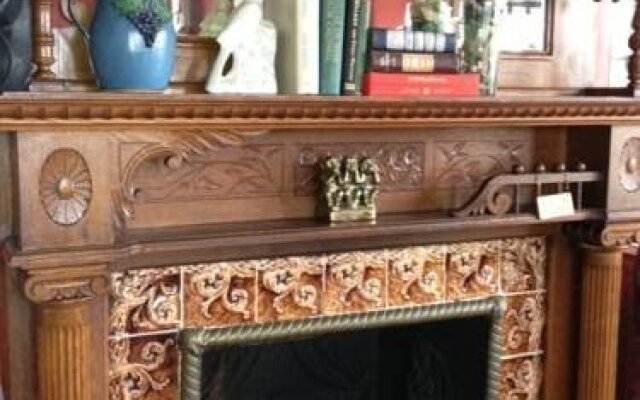 A Seafaring Maiden Bed and Breakfast