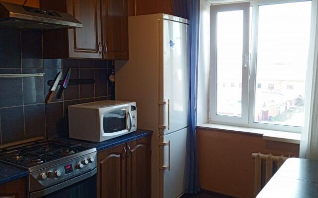 Апартаменты на проспекте Космонавтов 15