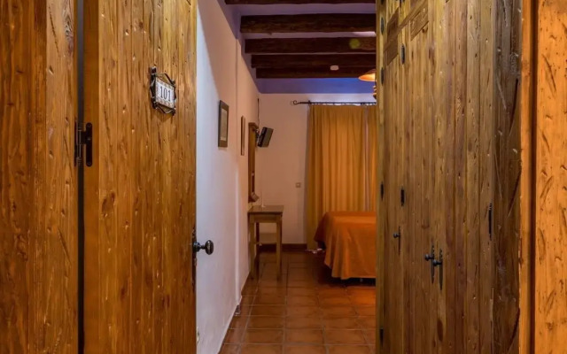 Hotel Rural Almazara
