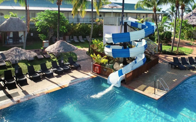 OUTRIGGER Fiji Beach Resort