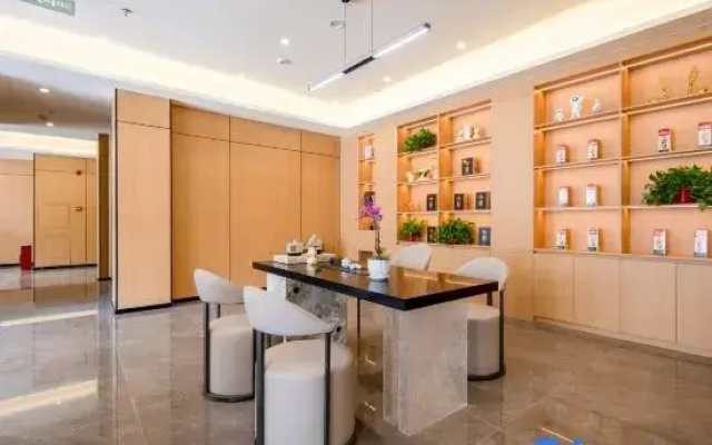 Ruijin Hotel Shantou University Road Branch