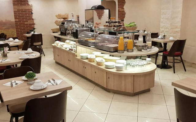 Hotel Champerret Elysees