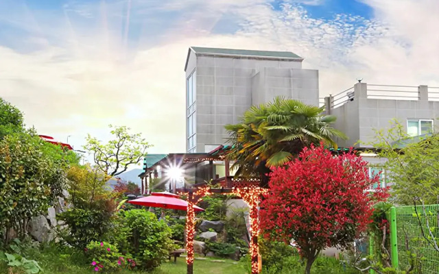 Tongyoung Tower Pension