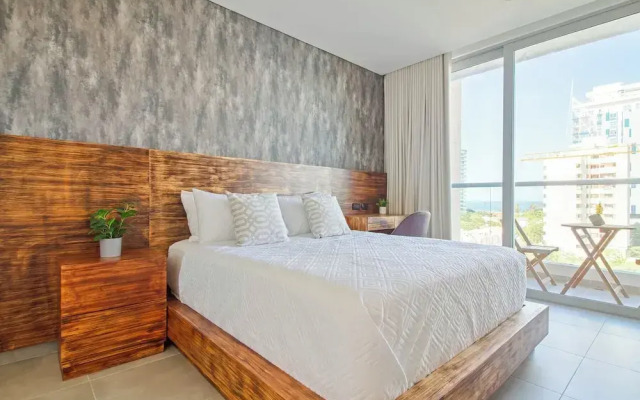 Salguero Suites By HostPro