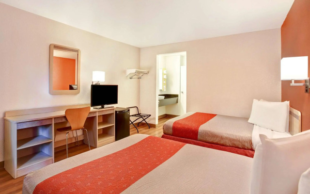 Motel 6 Fremont, CA - North