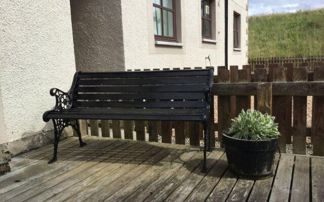 Inverness Apartments - Golf View