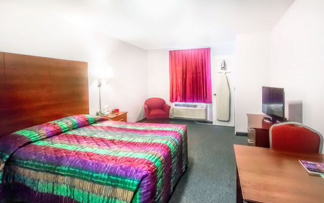 Savannah Suites - Arvada, Colorado