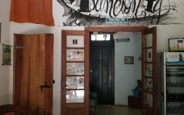 El Jardin Hostal