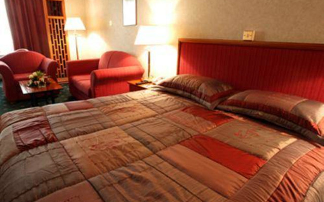 The George Hotel