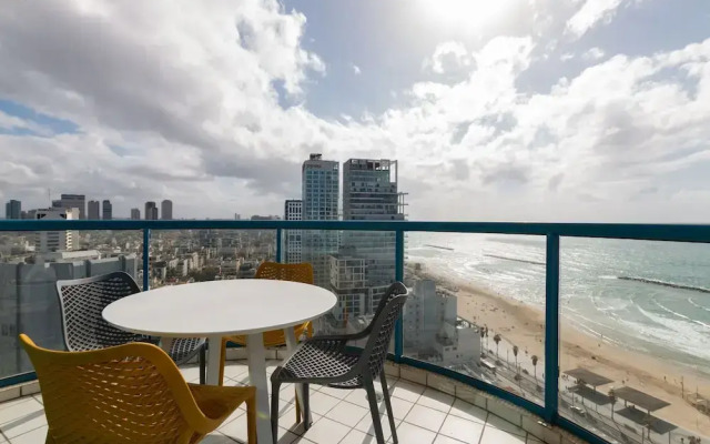 Outstanding Beach Complex W Pool