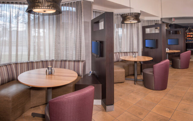 Courtyard Dulles Airport Chantilly