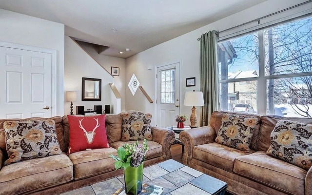 Kingdom Park Townhomes 830 by RedAwning