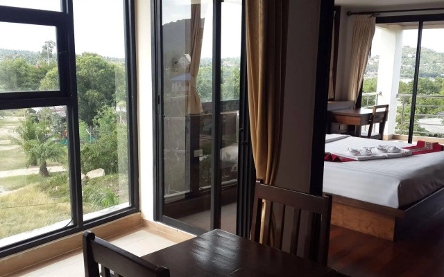 Chaweng Lakeview Condotel