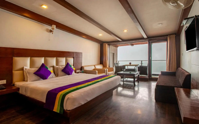 Hotel Queen of Hills