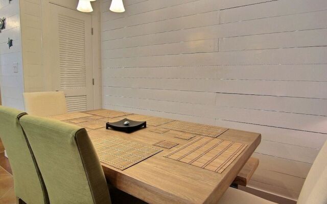 Tropic Thunder PB209