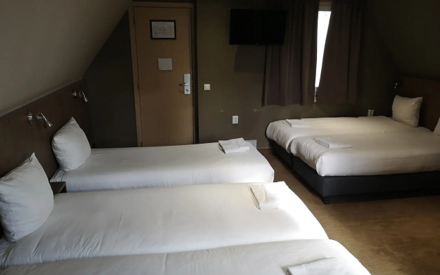 Aston City Hotel