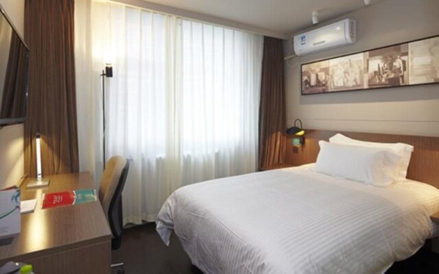 Jinjiang Inn Select Beijing Dongzhimen Embassy District