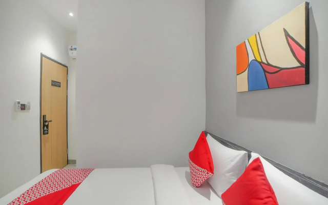 Capital O 90447 Kardopa Hotel Megapark