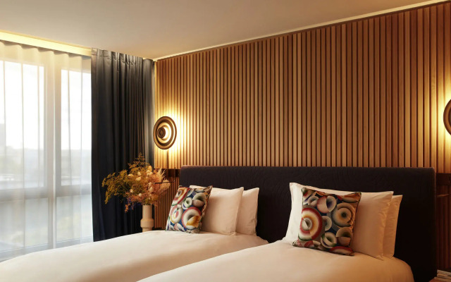 Отель SO/ Paris