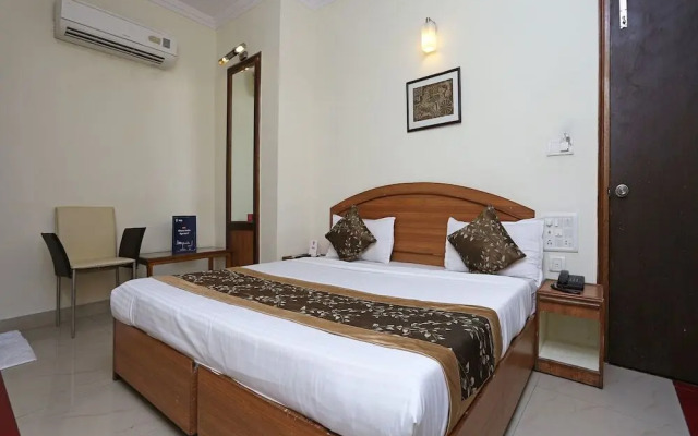 OYO 11307 Hotel Satya Villas