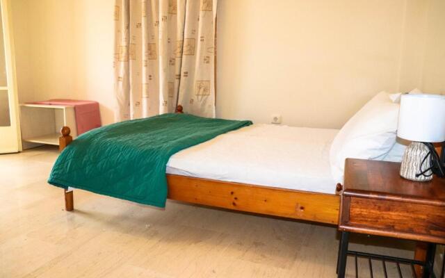 Orizontas Studios and Apartments