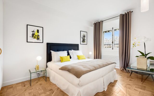 Palais Nouveau - Two Bedroom Condo