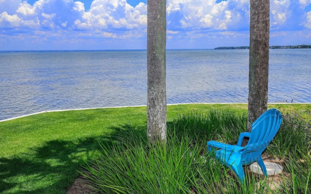 Northshore 960/960A* (2G) - 3BR 3BA - (8)