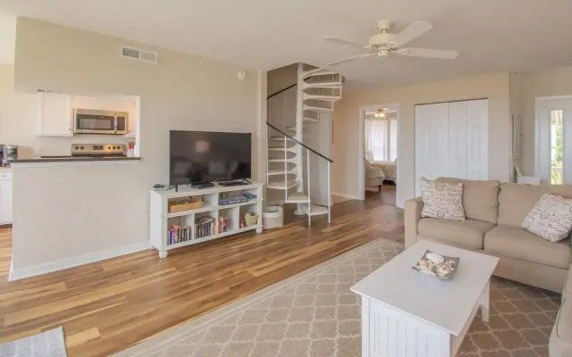 102 Capt John Fripp Villa