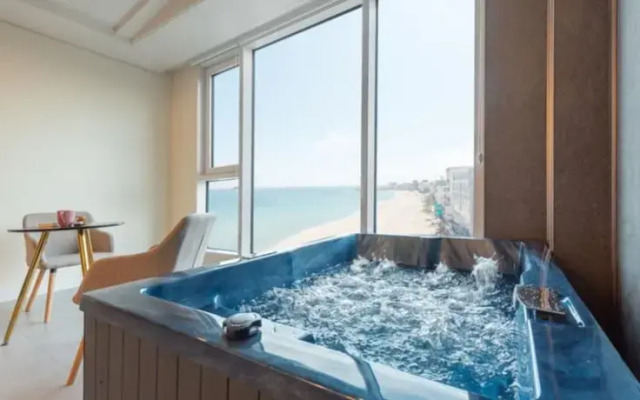 Goseong Honey Hooney Pension