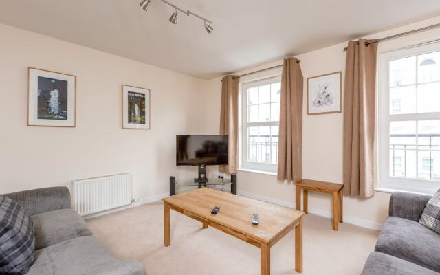 404 Dalry Gait Apartment 2