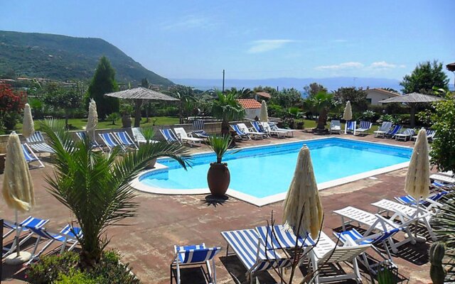 House Heaven Capo Vaticano 32400