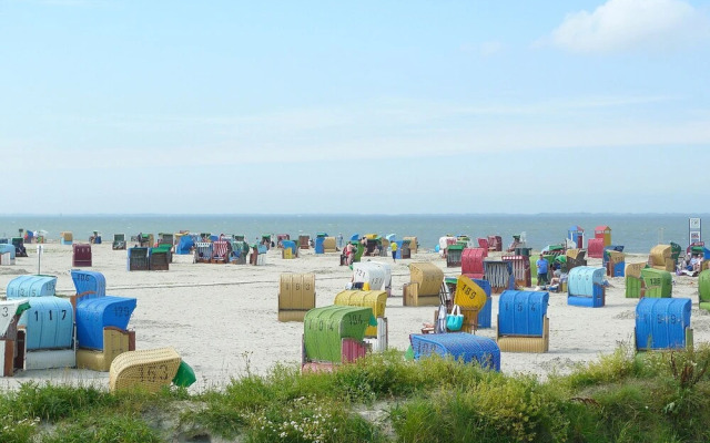 Deichkrone Dornum in Dornum