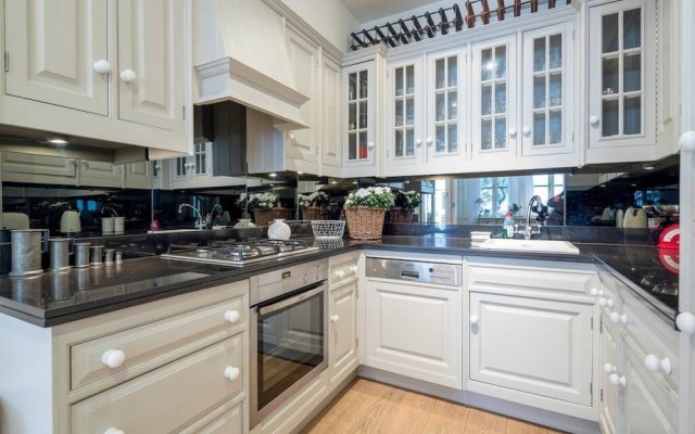 Lovely 3 bedroom house South Kensington