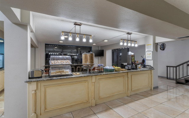 SureStay by Best Western Victoria