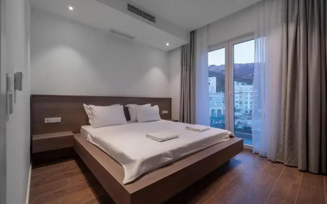 Horizon Two Bedroom Penthouse Hot tub
